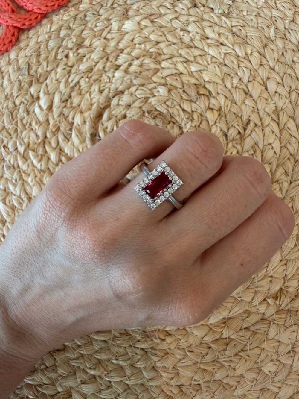 925 SILVER Ring with Red/hot pink Rectangular Center Stone & Halo - size 6 US